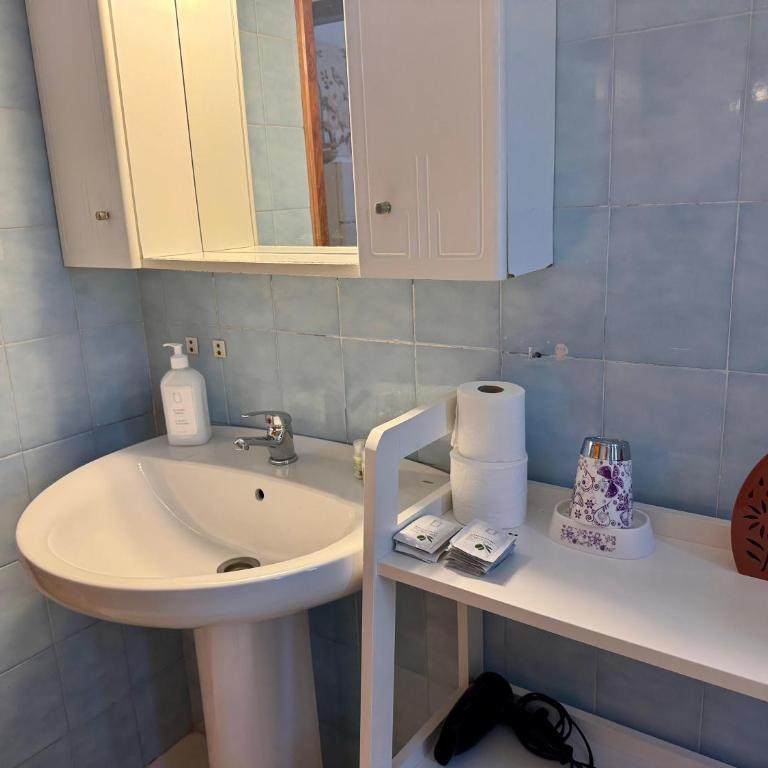 One-Bedroom Apartment with Pool at Bounganvillas San Eugenio - Apartamento de 1 dormitorio con balcón - 11
