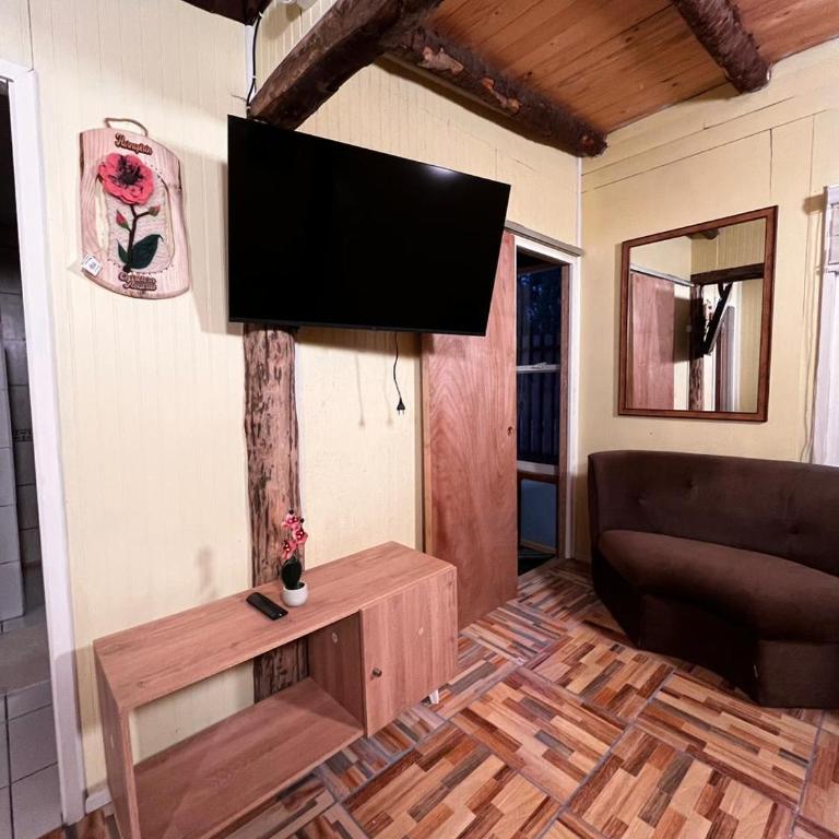 Kutral-Ko - Three-Bedroom Apartment - 3