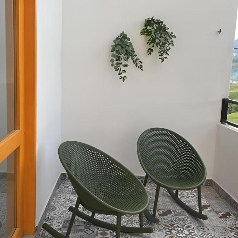 Jerico Poets Balcony House - Two-Bedroom House - 12