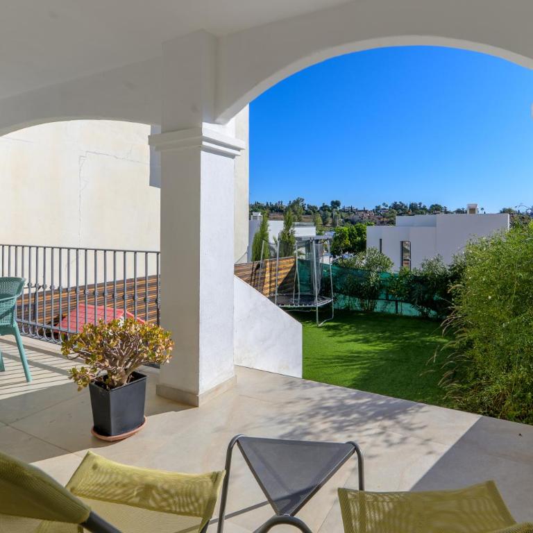 El Campanario Estepona - Apartamento con vistas al jardín - 18