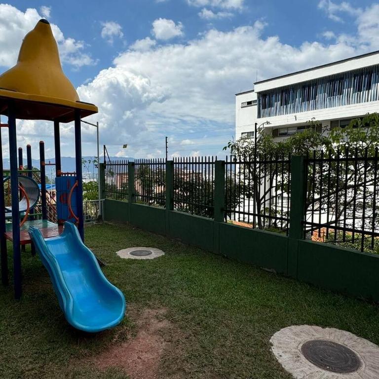 Apto Moderno y Amplio con Piscina con 3 habitaciones - Apartamento de 3 dormitorios - 5