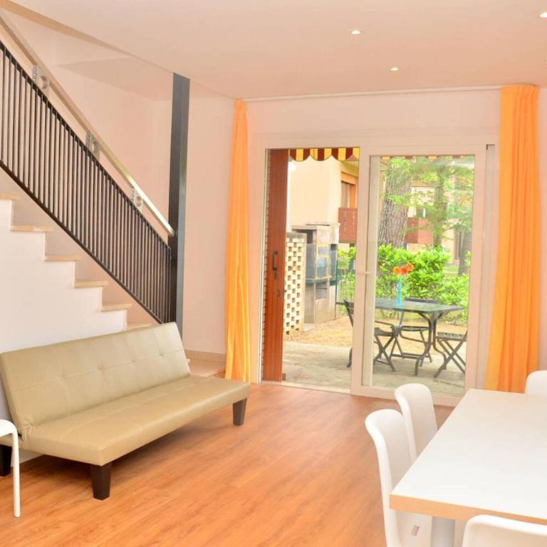 Elegant villa near the beach-Beahost - Villa - 1