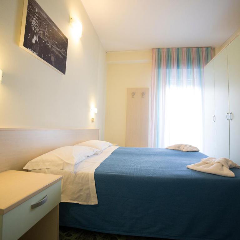 Hotel Europa - Camera Tripla - 5