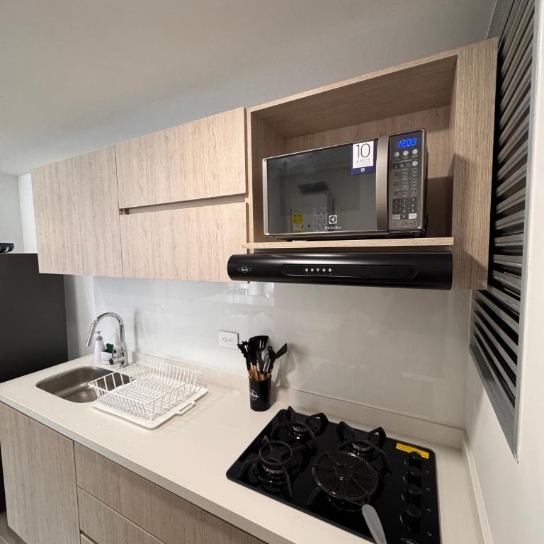 Hermoso apartaestudio a pasos de el cable, excelente ubicación cerca de todo - Apartamento de 1 dormitorio - 7