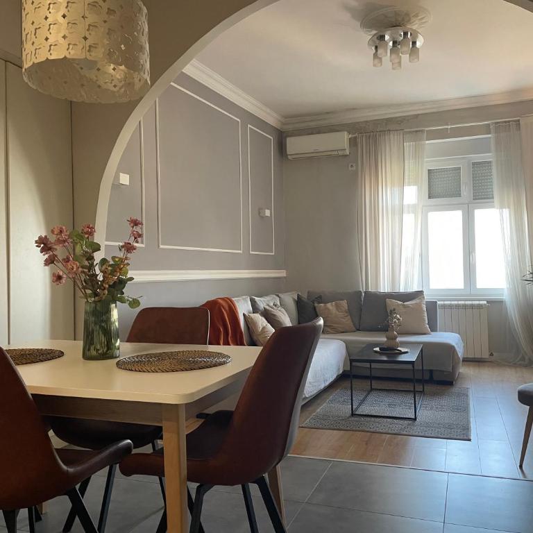 City Break Apartments - City Zen - Two-Bedroom Apartment with Balcony - 7