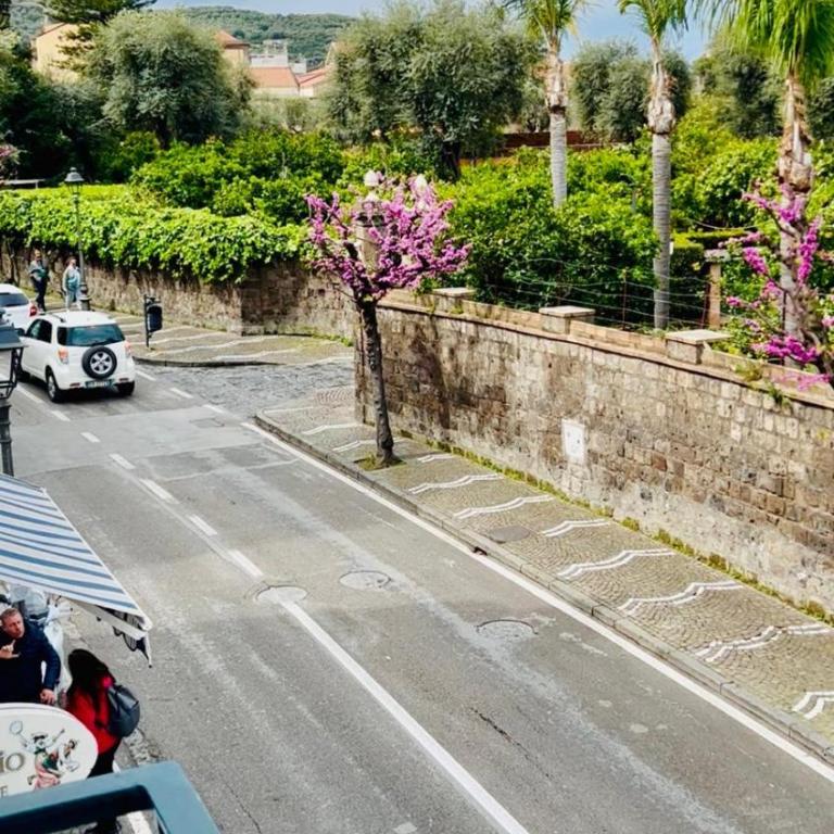 Villa Lalen Sorrento Private Luxury Residence with Garden, Terrace & Jacuzzi - Two-Bedroom Townhouse - 26