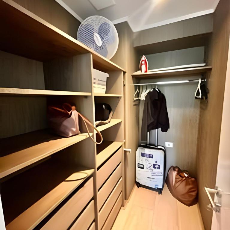 Exclusivo Apartamento a pasos del Parque Arauco - One-Bedroom Apartment - 3