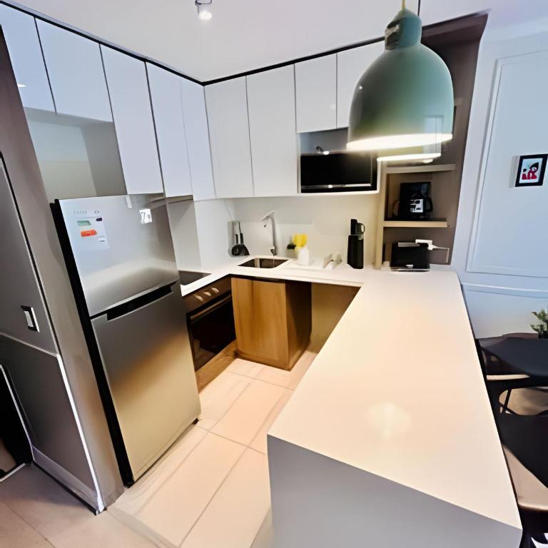 Exclusivo Apartamento a pasos del Parque Arauco - One-Bedroom Apartment - 19