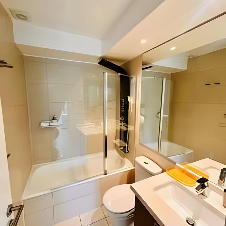 Exclusivo Apartamento a pasos del Parque Arauco - One-Bedroom Apartment - 21