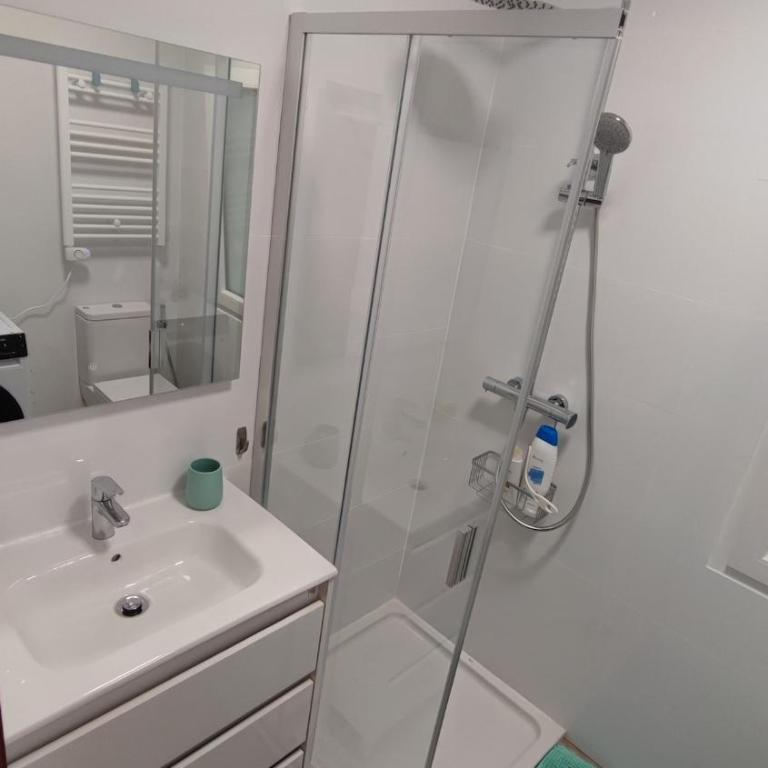 Simple y practico - Apartamento de 2 dormitorios - 6