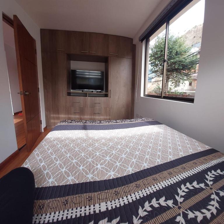 Confortable Apartament - One-Bedroom Apartment - 2