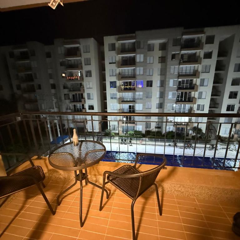 Lindo apartamento completo - Three-Bedroom Apartment - 5