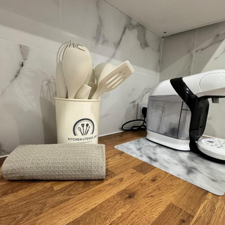 Magnifique appartement rénové dans le cœur de Menton - Two-Bedroom Apartment - 35