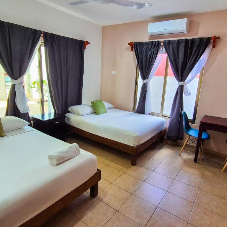 Hotel Monserrat - Twin Room with Private Bathroom - 2