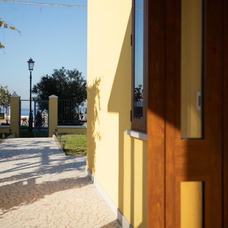 Dimora Magnolia -apeliving- Pellestrina Ve - Casa Vacanze - 11
