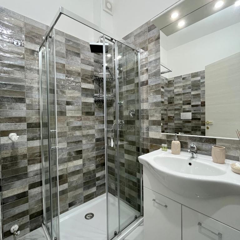 ALDEA - Suites & Rooms - Camera Familiare con Bagno Privato - 5
