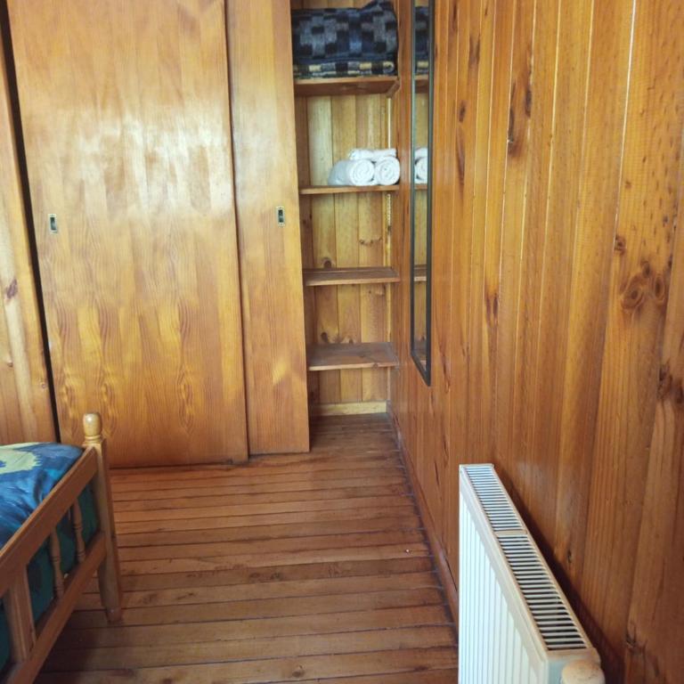 Hostal Patagonia LicanRay - Double Room with Private Bathroom - 5