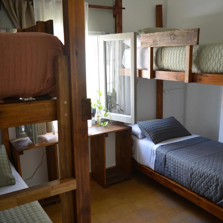 Casa tranquila en la zona más turistica de Güemes - Casa de 4 dormitorios - 23
