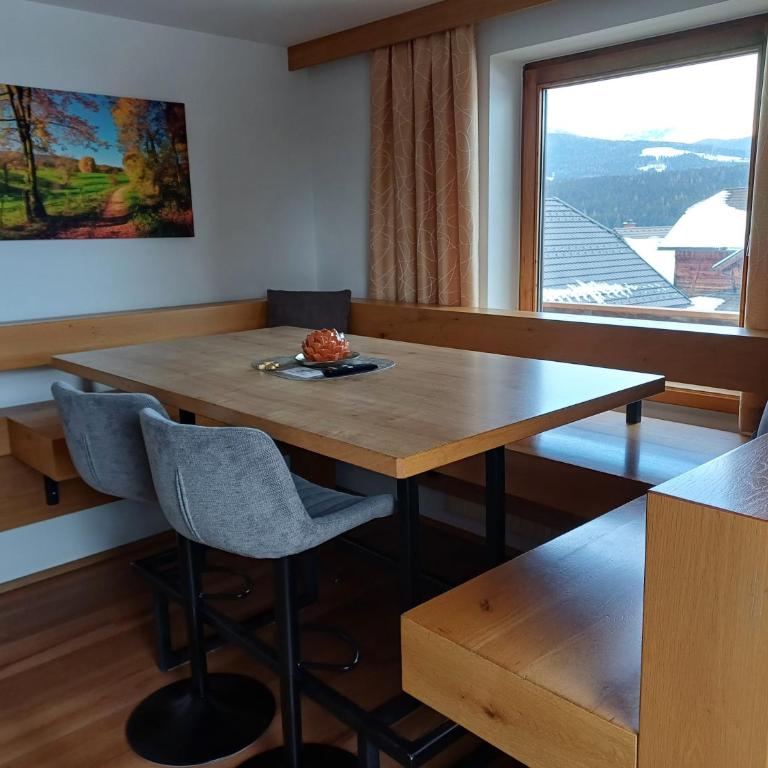 Ferienwohnungen Guglhof Mariapfarr - Apartment mit 3 Schlafzimmern und Balkon - 5