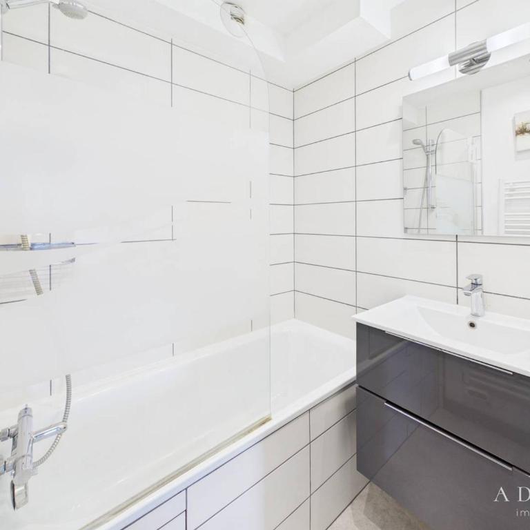 Charmant T2 rénové, skis aux pieds, balcon sud, parking inclus, 6 pers - Montvalezan - FR-1-398-540 - Appartement (6 Adultes) - 10