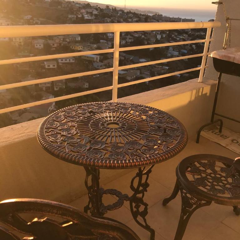 Apartment in Viña del Mar, for 5 people - Two-Bedroom Apartment - 1