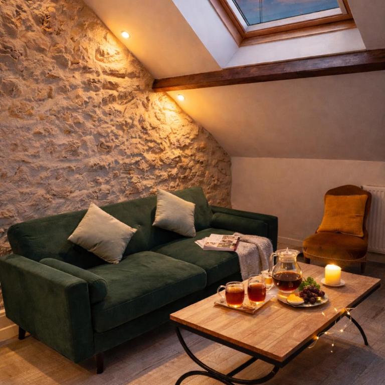 Le Maréchal Deluxe - One-Bedroom Apartment - 1