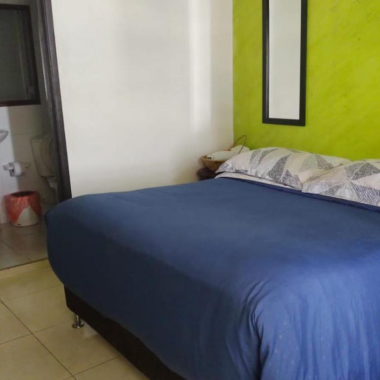 Hotel Salamandra Tunja - Habitación Doble con baño privado - 5