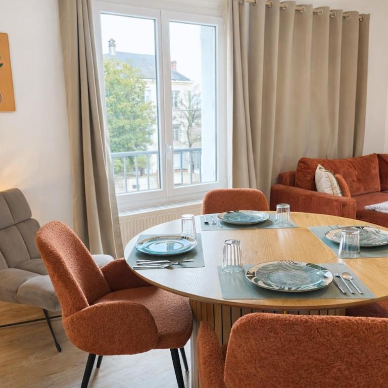 Grand Appartement - Wifi -Parking - Tramway 1 min - Apartamento de 2 dormitorios con balcón - 14