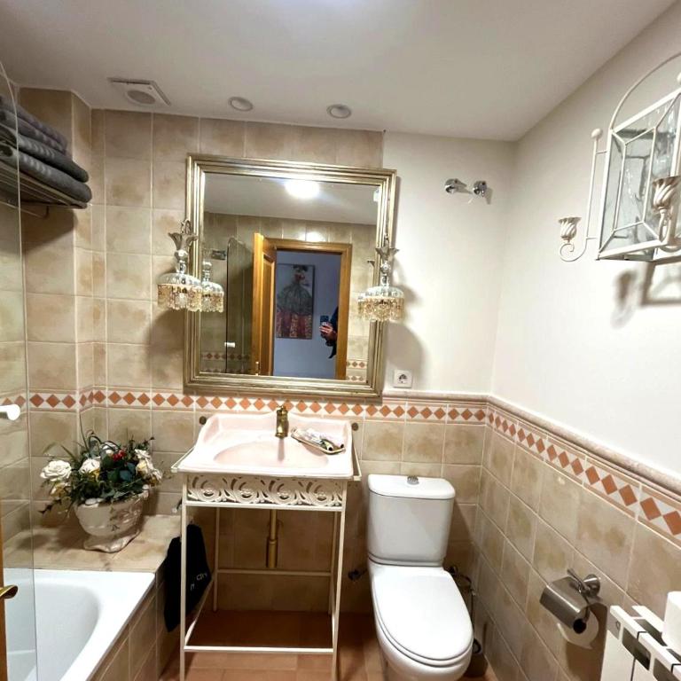 Suite Nevada Deluxe - Two-Bedroom Apartment - 16