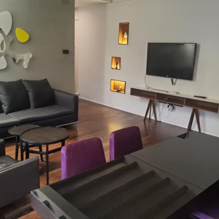 Calm & Central Two Bedroom Apartment - Two-Bedroom Apartment - 6