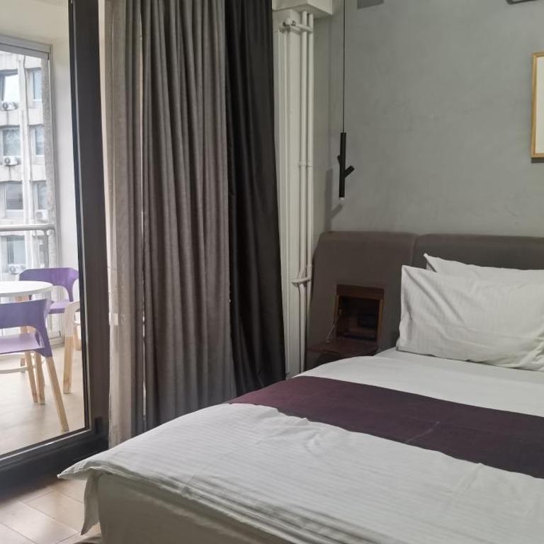 Calm & Central Two Bedroom Apartment - Two-Bedroom Apartment - 9