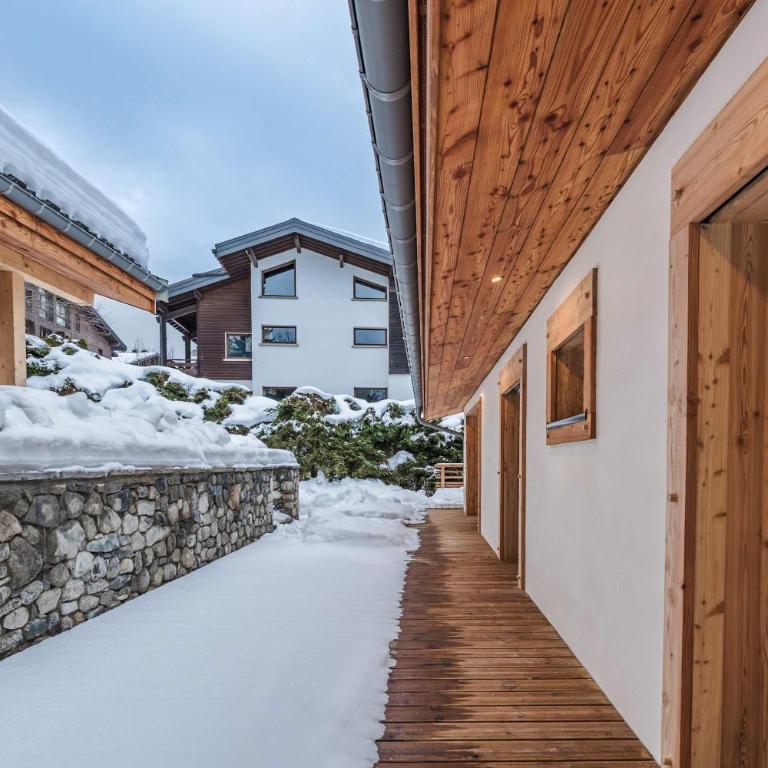 Luxury Chalet with Private Spa & Wellness Area - Chalet - 8