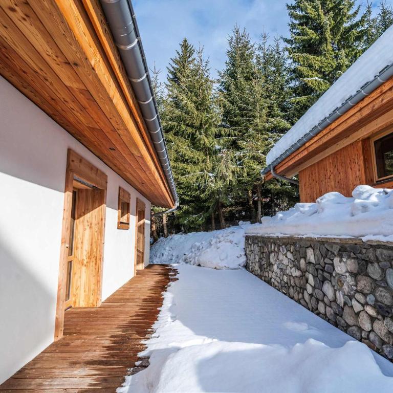 Luxury Chalet with Private Spa & Wellness Area - Chalet - 10