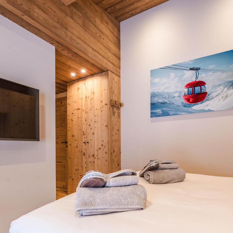 Luxury Chalet with Private Spa & Wellness Area - Chalet - 18