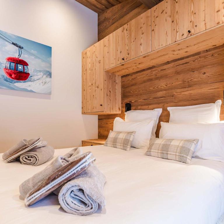 Luxury Chalet with Private Spa & Wellness Area - Chalet - 20
