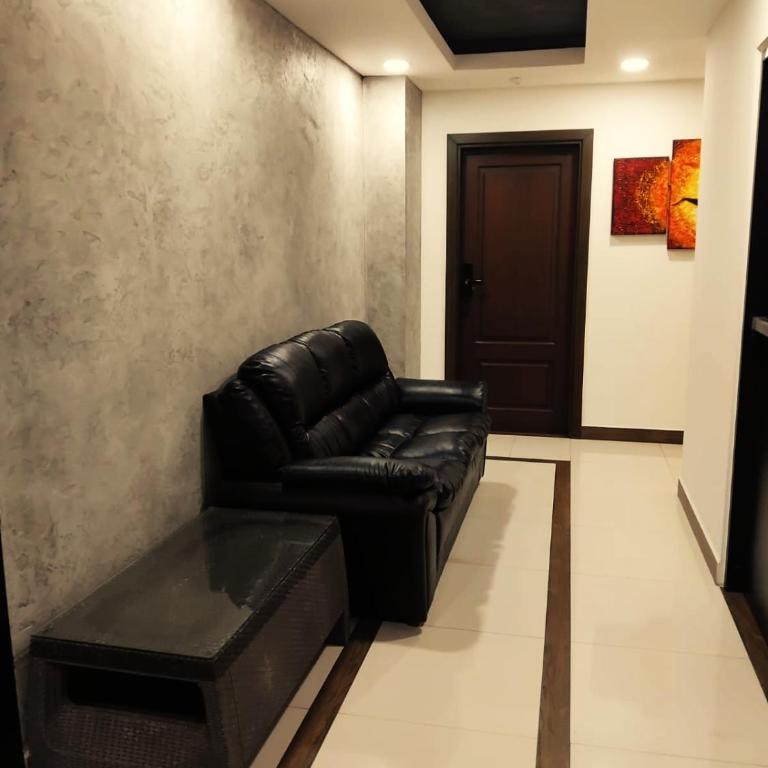 Amplio Penthouse 6A en el Prestigioso Elite Sirari - One-Bedroom Apartment - 12