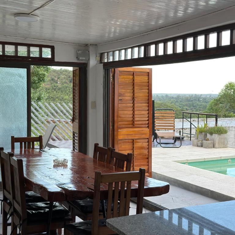 Playas Doradas - Three-Bedroom House - 11