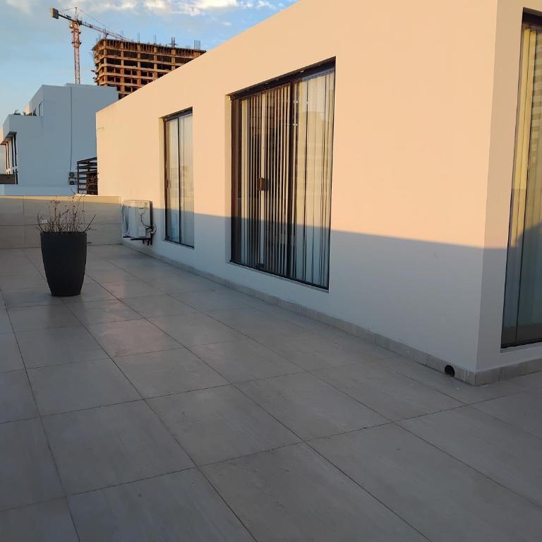 Amplio Penthouse 6A en el Prestigioso Elite Sirari - One-Bedroom Apartment - 19