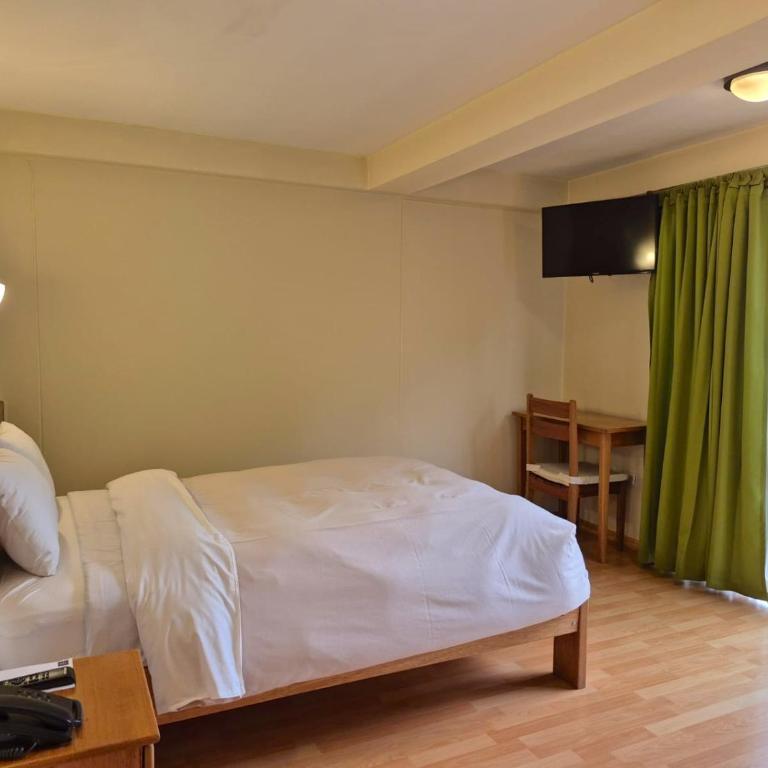 Florida del Inca Hotel - Double or Twin Room - 4