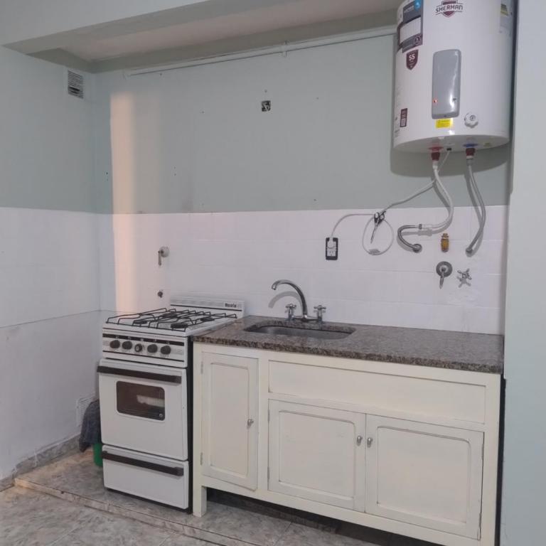 depto MAR DE AJO CENTRO 2026 hipolito yrigoyen - Apartamento de 1 dormitorio - 7
