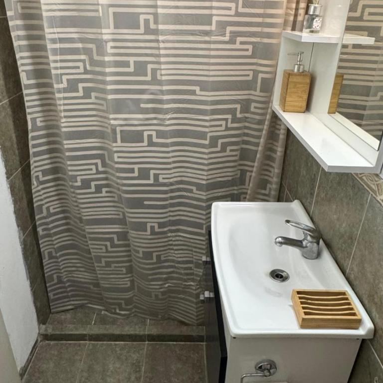 Patio del sol - One-Bedroom Apartment - 3