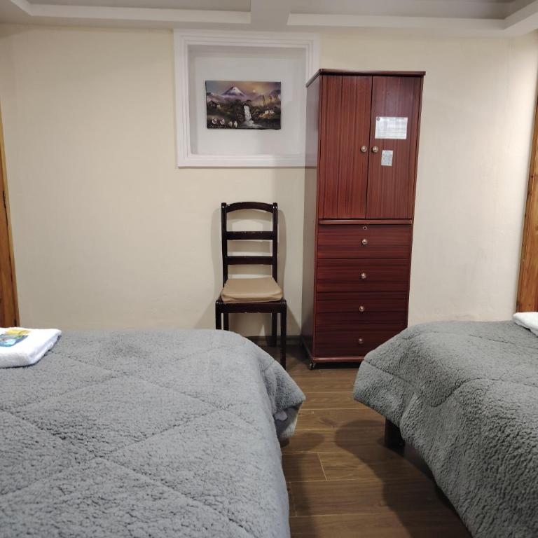 Hostal Casa Cotopaxi - Standard Triple Room - 3