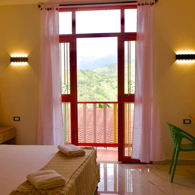 Don Joaquín - Deluxe Triple Room - 5