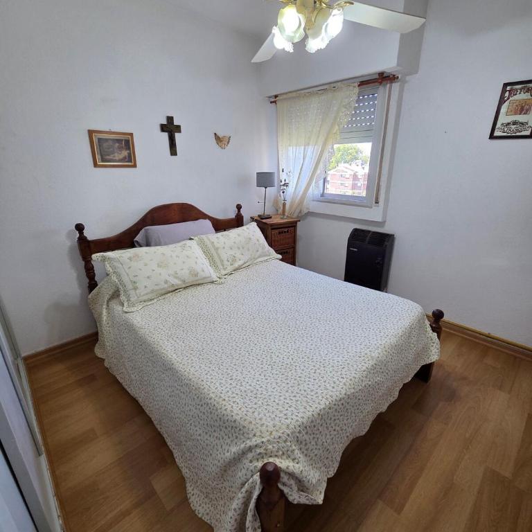 Gran tres ambientes en Zona Golf y Club Nautico de Playa Grande - Two-Bedroom Apartment - 4