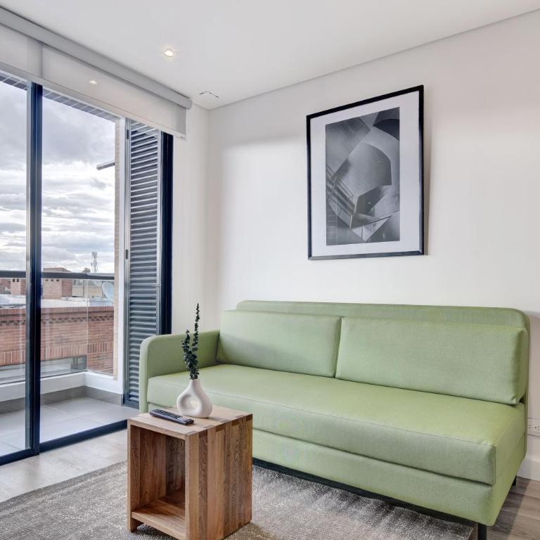 Wynwood House 109 - Two-Bedroom Apartment with Balcony - 4