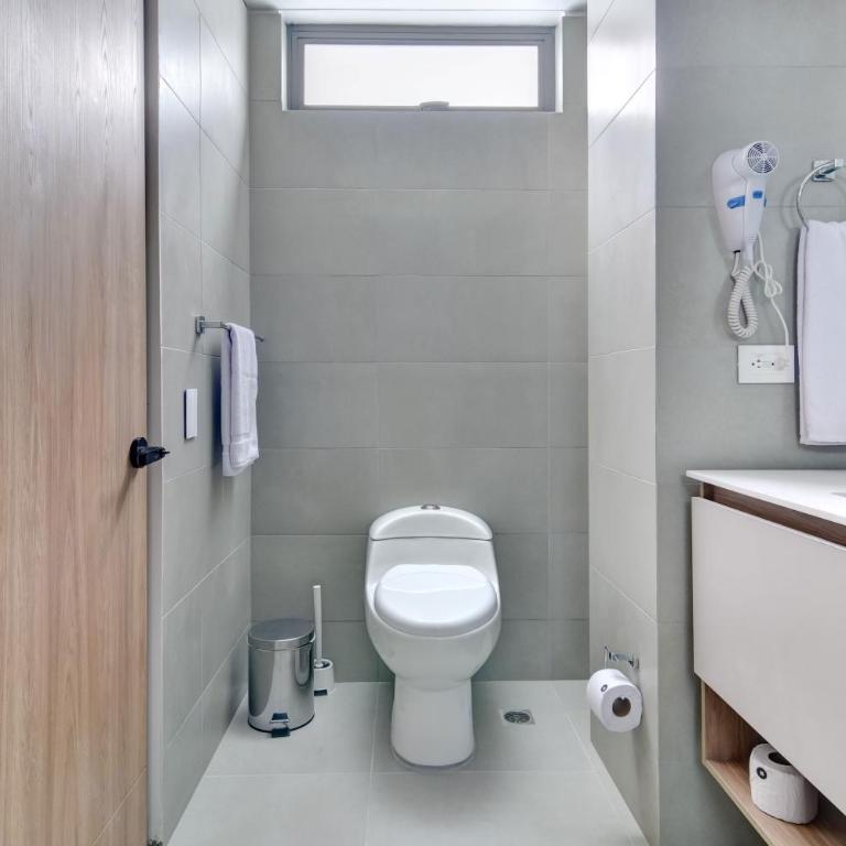 Wynwood House 109 - One-Bedroom Apartment with Balcony - 2