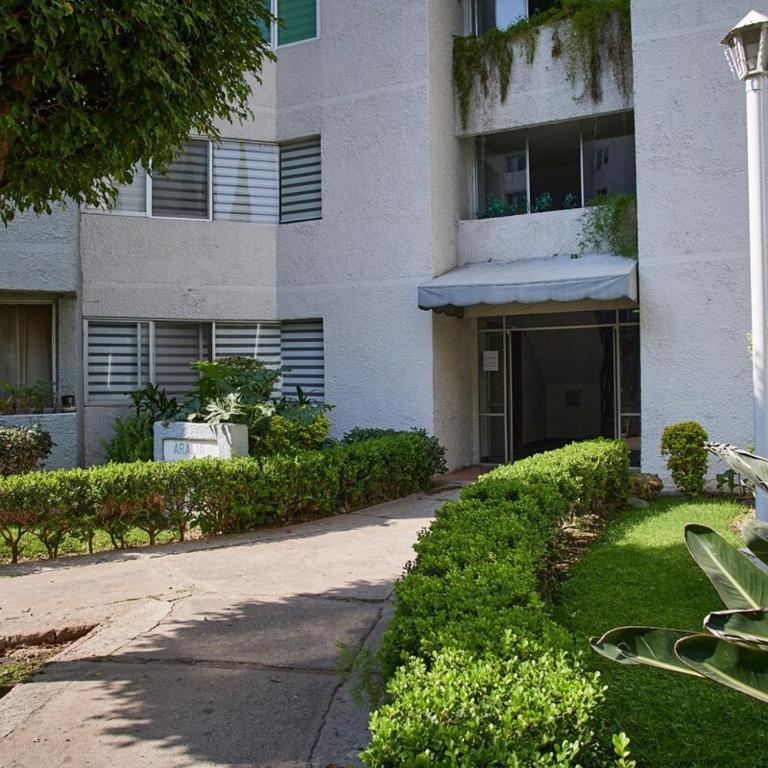 Modern apartment with an excellent location - Apartamento de 3 dormitorios - 39