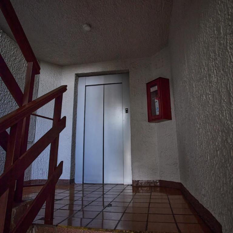 Modern apartment with an excellent location - Apartamento de 3 dormitorios - 49