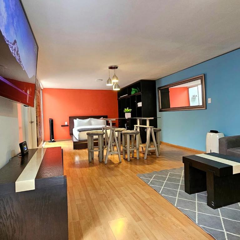 Stylish WFH Studio in Heart of Roma NorteLongStay - Deluxe Queen Studio - 17