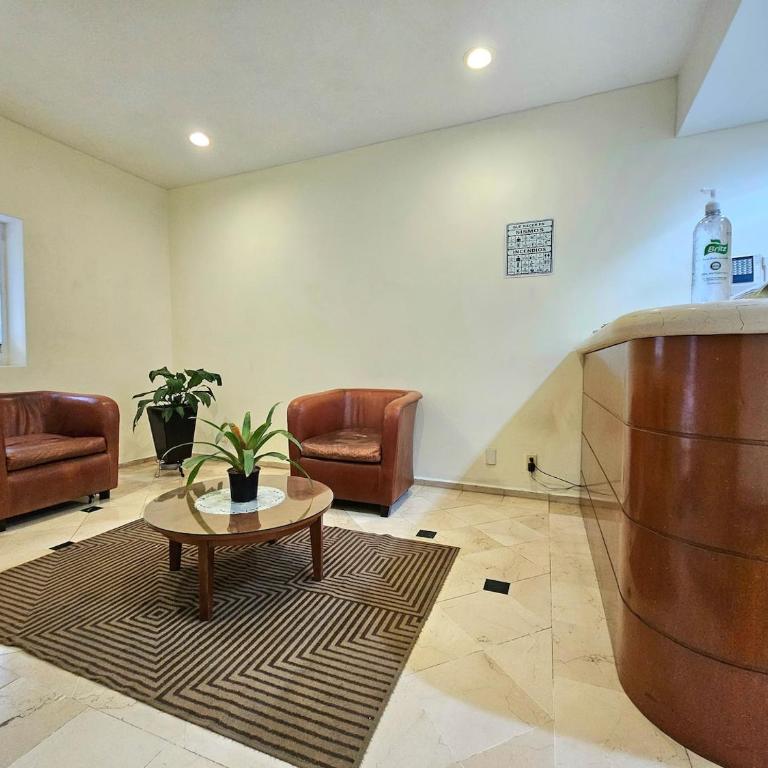 Beautiful & Quiet WFH Apt Across Reforma 222 Mall - One-Bedroom Apartment - 28
